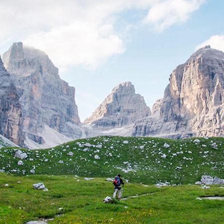 Апартаменты Campiglio Tre Sassi Мадонна-ди-Кампильо Номер фото